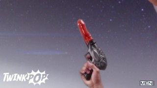 TWINKPOP – Cosplay Fans Dante Colle, Theo Brady, Felix Fox & Nick LA Blast Each Other’s Holes