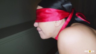 Kinky dude with a huge dick makes incredible Kira Queen squirt